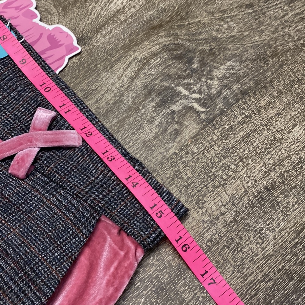 Stylish Gray and Pink Women's Pantsuit - Picture 10 of 14